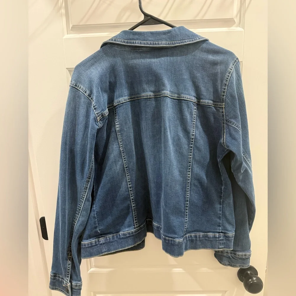 Old Navy Blue Denim Jacket - Picture 6 of 9